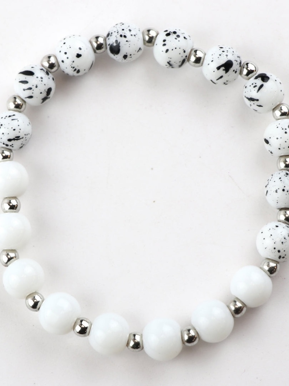 Speckled White Beaded Stretch Bracelet with Silver Accents